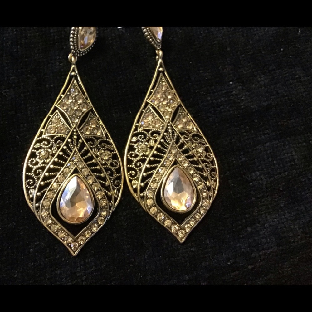 Pierced earrings